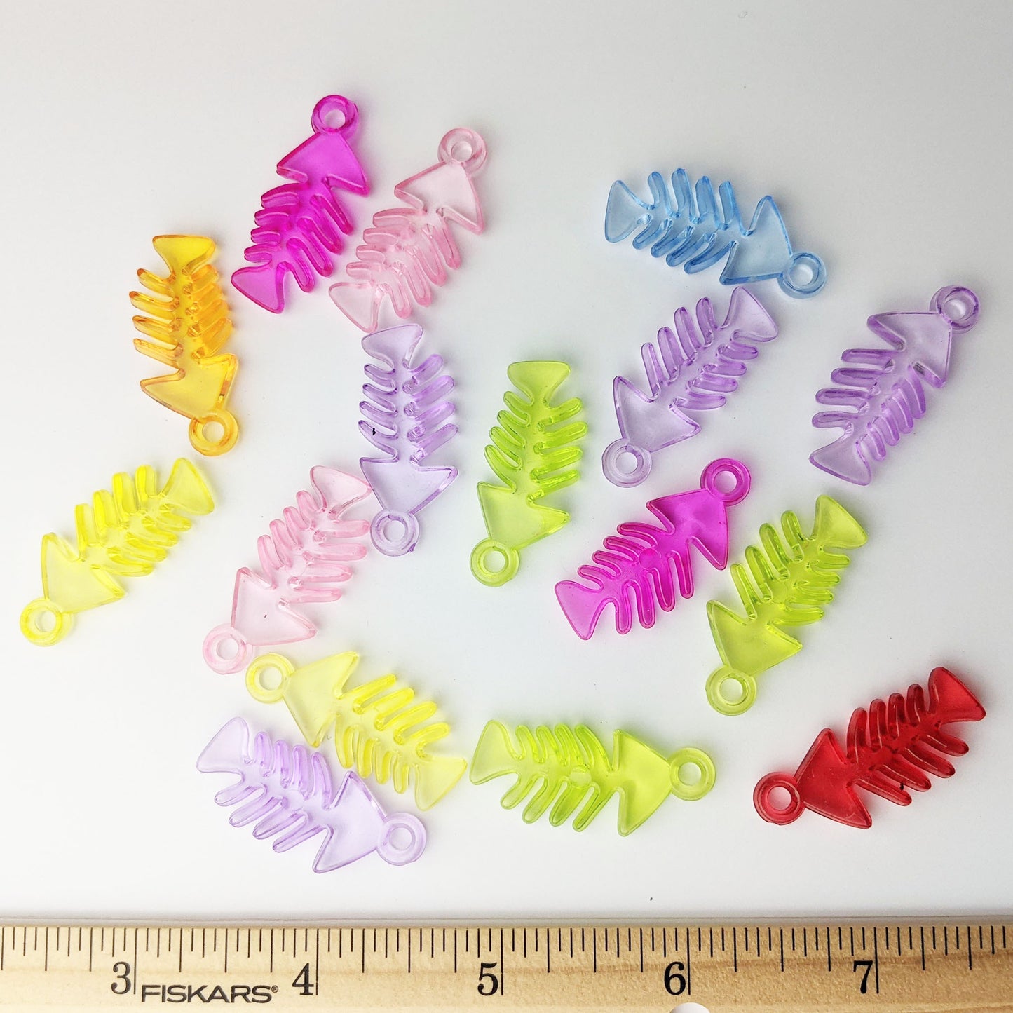 Fish Bones Charms - 50 pieces (53 grams)