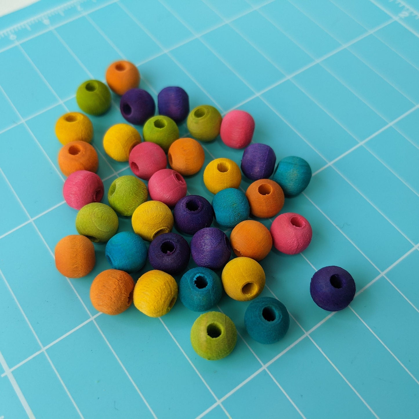 Tiny Hardwood Beads 5/16" Colored - Package of 100