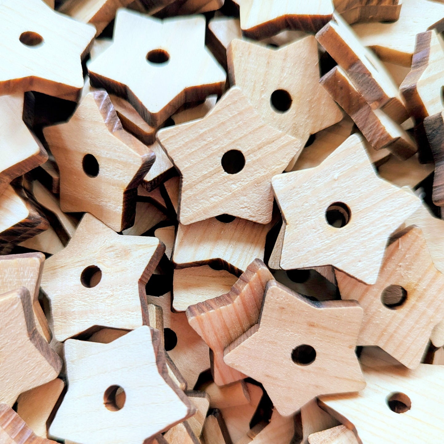 Small Pine Wood Star 1" - Bird Toy Parts